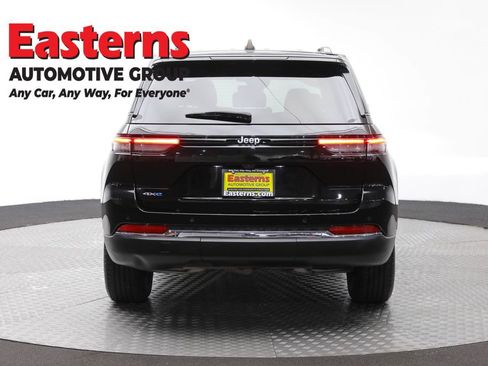 Used 2024 Jeep Grand Cherokee Limited 4xe AWD/4WD image 5