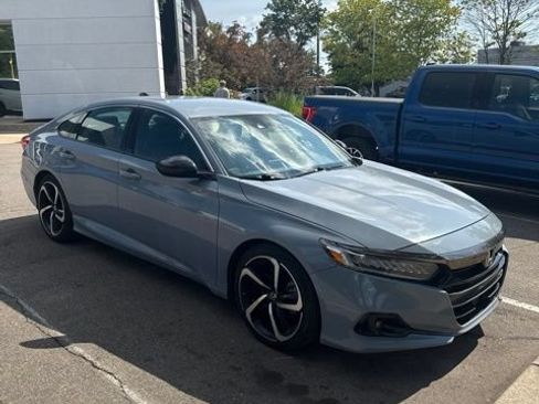 Used 2022 Honda Accord Sport image 2