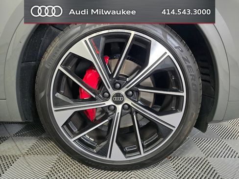 Used 2023 Audi SQ5 Premium Plus w/ Premium Plus Package AWD/4WD image 2