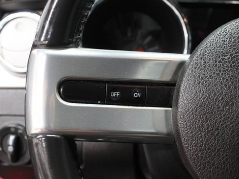 Used 2007 Ford Mustang GT RWD image 11