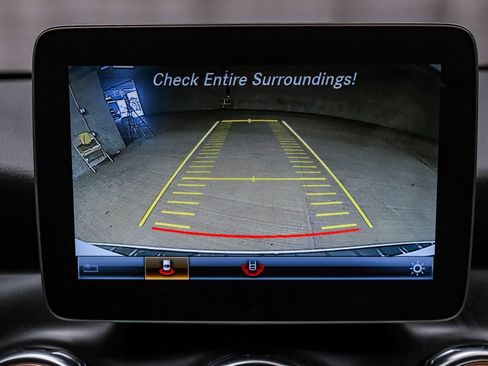 Used 2019 Mercedes-Benz GLA 250 image 26