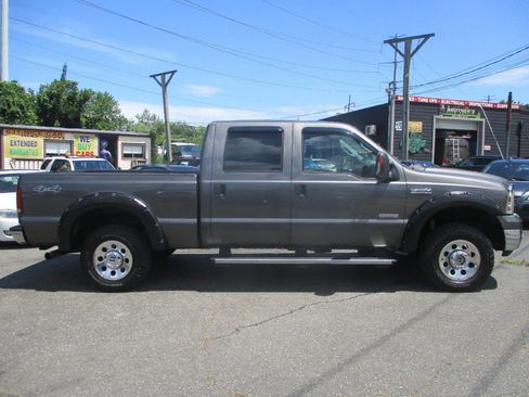 Used 2006 Ford F250 Lariat image 7