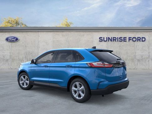 New 2024 Ford Edge SE image 4