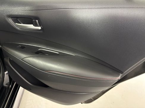 Used 2024 Toyota Corolla SE w/ SE Premium Package FWD image 36
