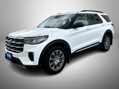 Used 2025 Ford Explorer Active w/ Active Comfort Package