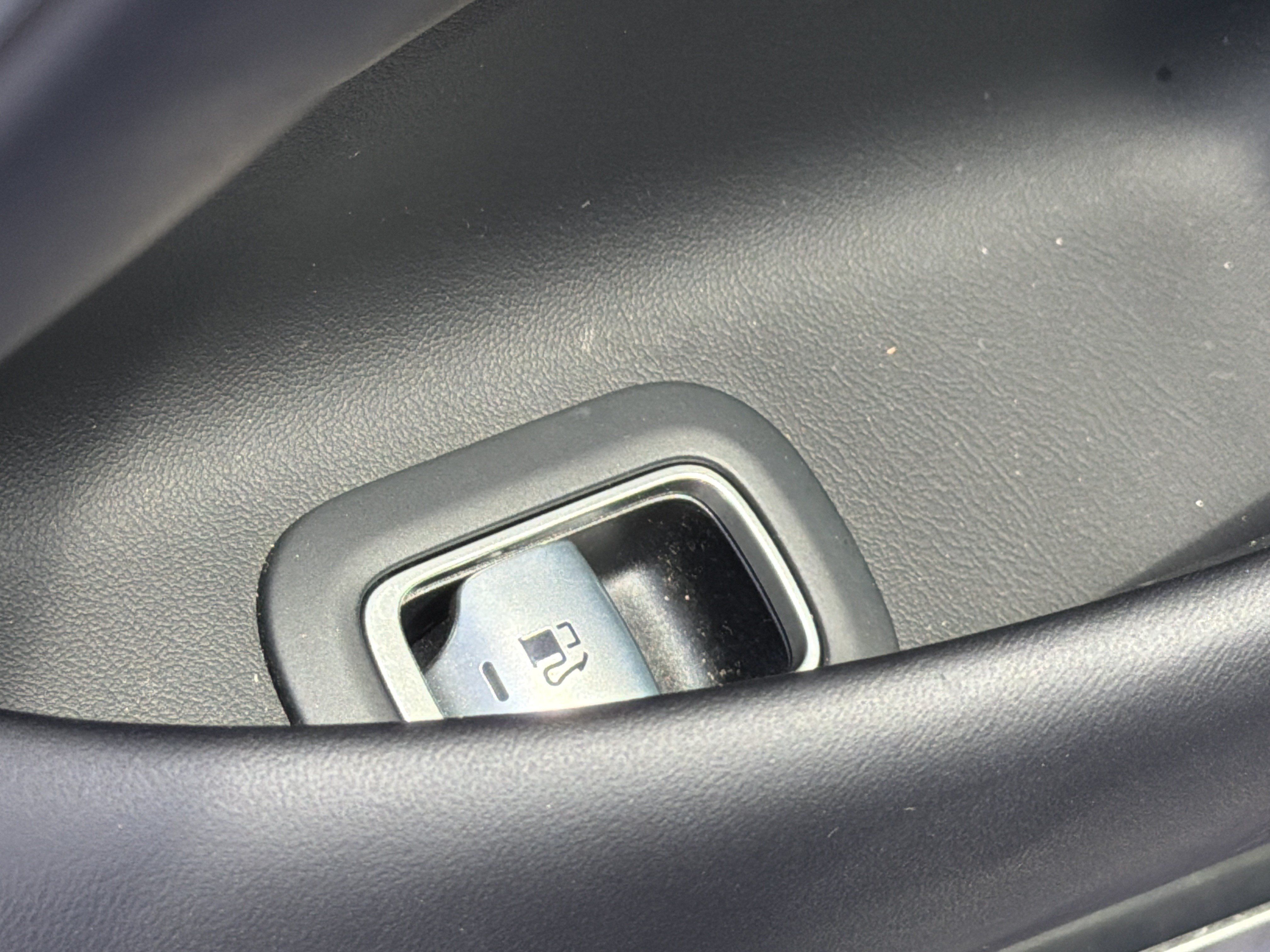 Used 2024 Mercedes-Benz S 63 AMG S w/ Rear Seat Package image 32