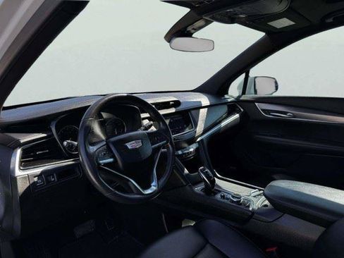 Used 2023 Cadillac XT6 Luxury FWD image 25