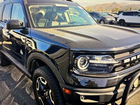 Used 2023 Ford Bronco Sport Outer Banks AWD/4WD image 2