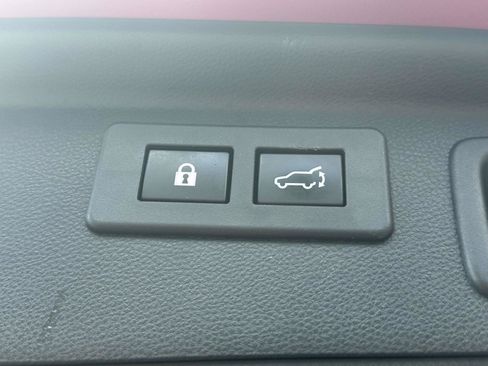 Used 2019 Subaru Forester Touring w/ Popular Package #3 AWD/4WD image 9