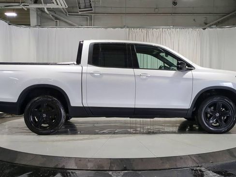 Used 2021 Honda Ridgeline Black Edition image 10
