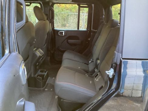 Used 2023 Jeep Gladiator Rubicon w/ LED Lighting Group image 35