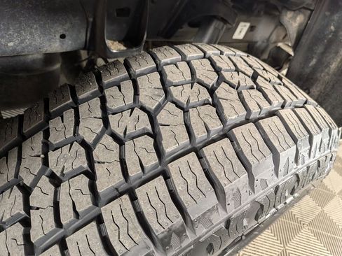 Used 2023 Toyota Tacoma SR image 13