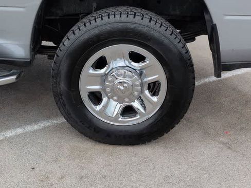 Used 2024 RAM 3500 Tradesman w/ Chrome Appearance Group AWD/4WD image 13