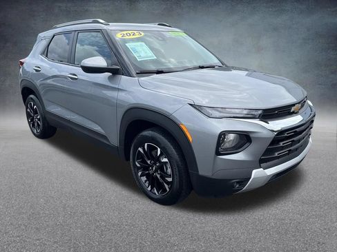 Used 2023 Chevrolet TrailBlazer LT AWD/4WD image 4
