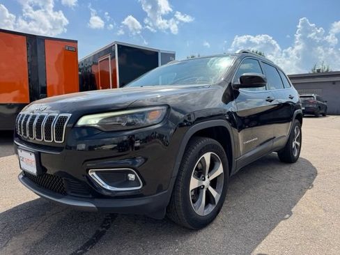 Used 2019 Jeep Cherokee Limited AWD/4WD image 3
