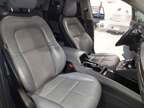 Used 2021 Lincoln Corsair Reserve w/ Equipment Group 201A image 30