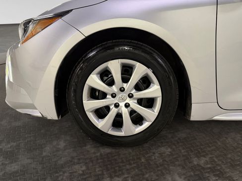 Used 2024 Toyota Corolla LE FWD image 21