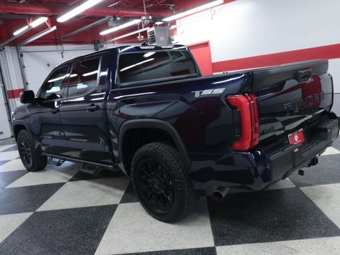 Used 2022 Toyota Tundra SR5 AWD/4WD image 6