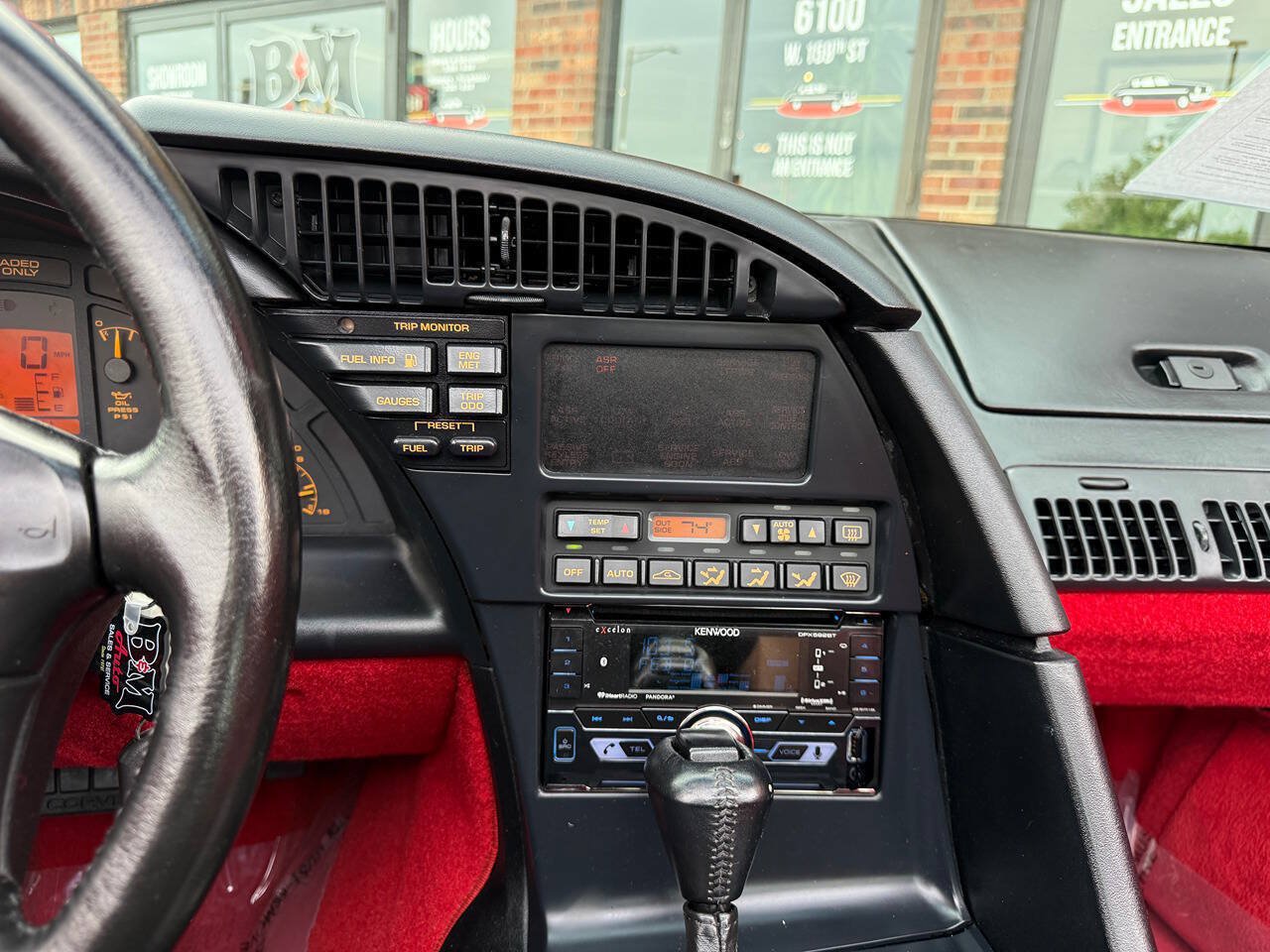 Used 1992 Chevrolet Corvette Coupe RWD image 21