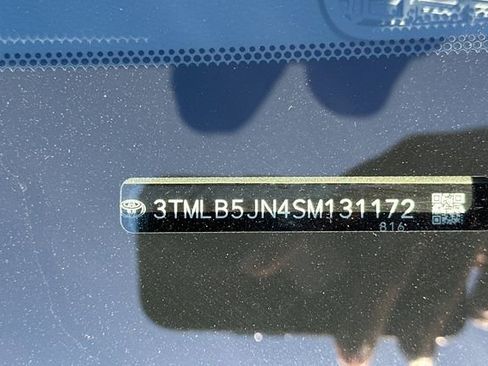 Used 2025 Toyota Tacoma TRD Sport image 3