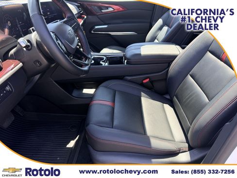 Used 2024 Chevrolet Traverse RS w/ LPO, Floor Liner Package AWD/4WD image 19