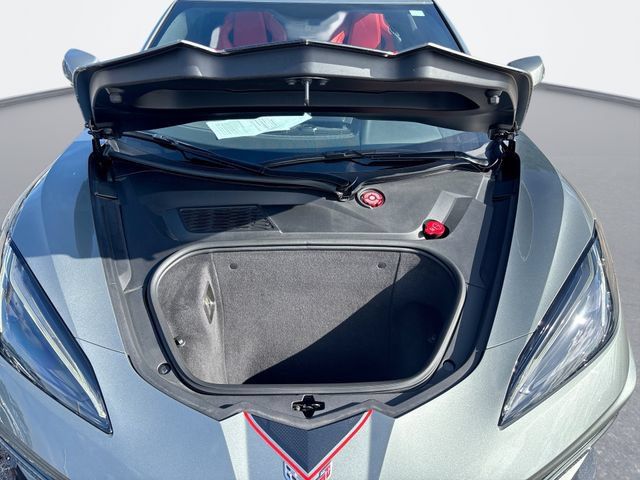 Used 2022 Chevrolet Corvette Stingray Coupe w/ Chrome Exterior Badge Package RWD image 22