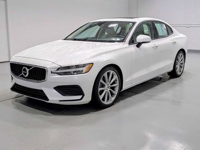 Used 2020 Volvo S60 T6 Momentum w/ Protection Package Premier