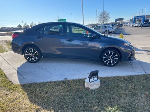 Used 2018 Toyota Corolla SE image 6
