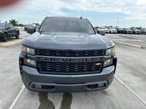 Used 2019 Chevrolet Silverado 1500 Custom w/ Custom Value Package RWD image 16