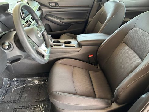 Used 2026 Nissan Altima 2.5 SV FWD image 27