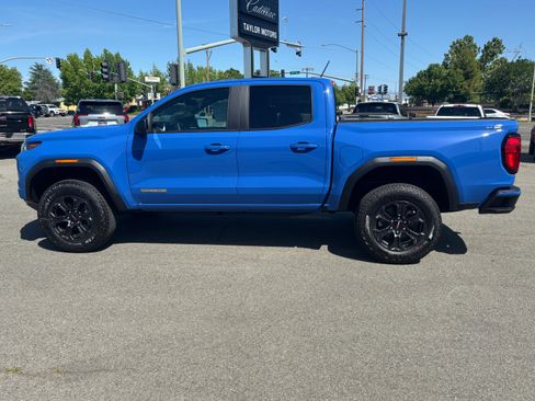 New 2025 GMC Canyon Elevation w/ Convenience Package image 8