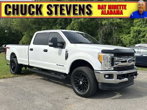 Used 2017 Ford F250 XLT w/ XLT Value Package image 1