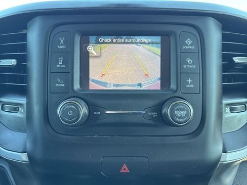 Used 2020 RAM 1500 Big Horn AWD/4WD image 24