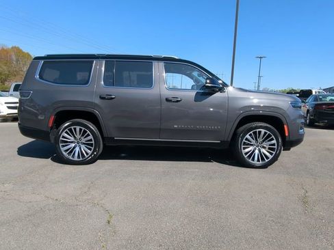 New 2024 Jeep Grand Wagoneer Series III AWD/4WD image 3