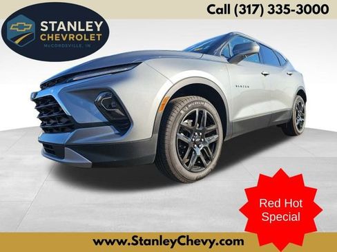 Used 2024 Chevrolet Blazer LT image 1