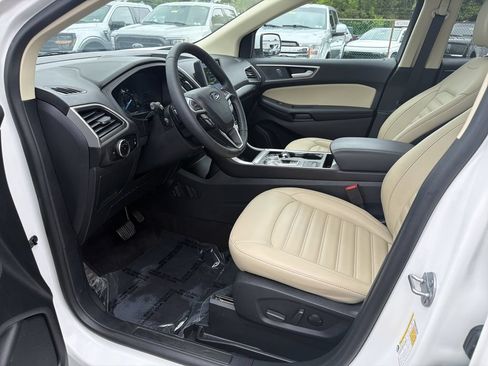 Used 2024 Ford Edge SEL w/ Convenience Package AWD/4WD image 11