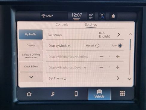 Used 2024 RAM 2500 Tradesman w/ Chrome Appearance Group image 15