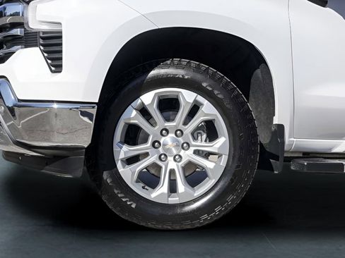 Used 2026 Chevrolet Silverado 1500 LTZ AWD/4WD image 4