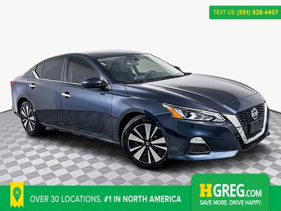 Used 2022 Nissan Altima 2.5 SV