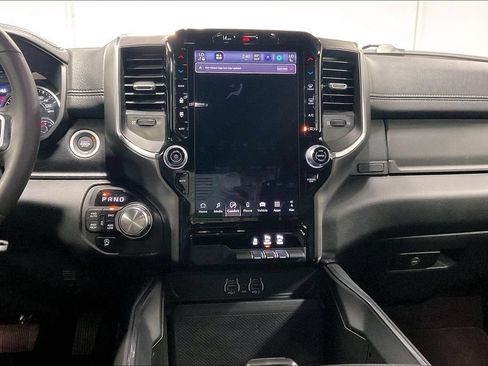 Used 2026 RAM 1500 Laramie AWD/4WD image 7