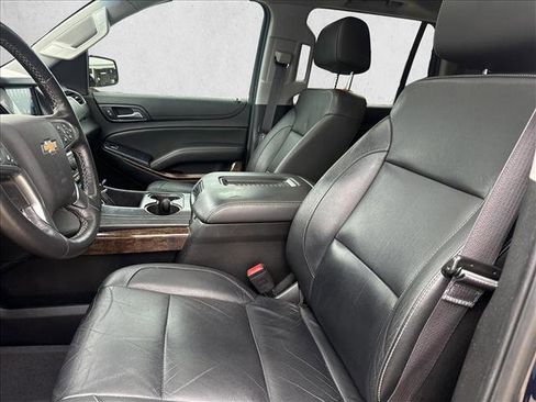 Used 2017 Chevrolet Tahoe LT w/ LT Signature Package image 13