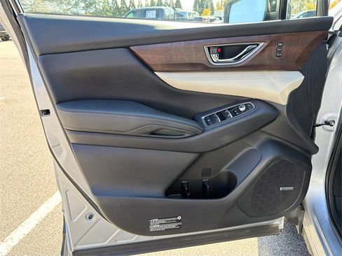 Used 2022 Subaru Ascent Touring image 10