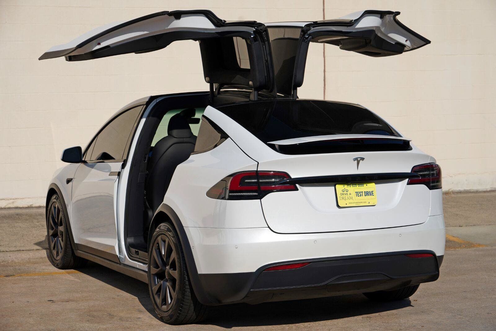 Used 2023 Tesla Model X AWD/4WD image 53