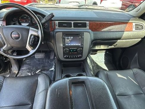 Used 2013 GMC Sierra 2500 SLT w/ SLT Convenience Package image 26