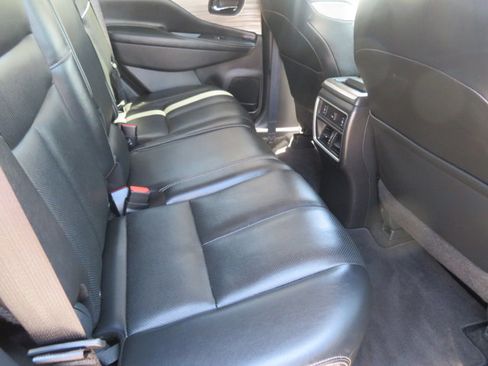 Used 2018 Nissan Murano SL w/ Moonroof Package image 22