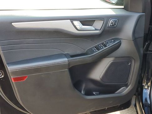 Certified 2023 Ford Escape Platinum image 10