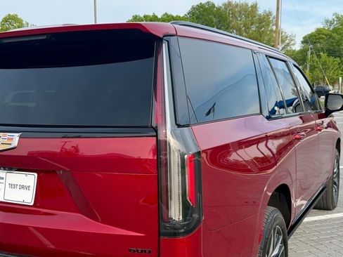 Used 2022 Cadillac Escalade ESV Sport w/ Touring Package AWD/4WD image 62