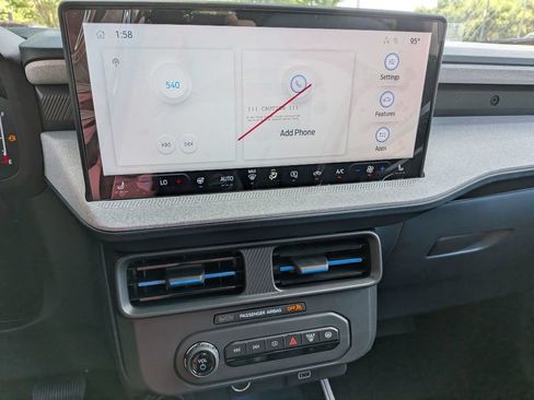 New 2026 Ford Maverick XLT w/ XLT Luxury Package FWD image 22