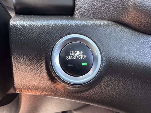 Used 2023 GMC Terrain SLE w/ Driver Convenience Package AWD/4WD image 33