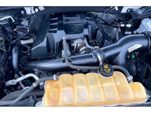 Used 2015 Ford F150 Lariat w/ Equipment Group 501A Mid image 31